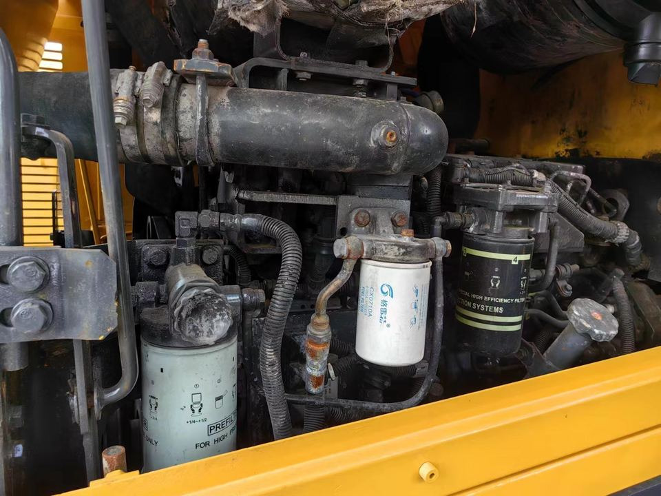 Japan Made Original Komatsu Wa380z-6 Wheel Loader, WA380Z Cheap Used 5ton Payloader Price Low in China - Carregadeira de rodas: foto 4 Japan Made Original Komatsu Wa380z-6 Wheel Loader, WA380Z Cheap Used 5ton Payloader Price Low in China - Carregadeira de rodas: foto 4