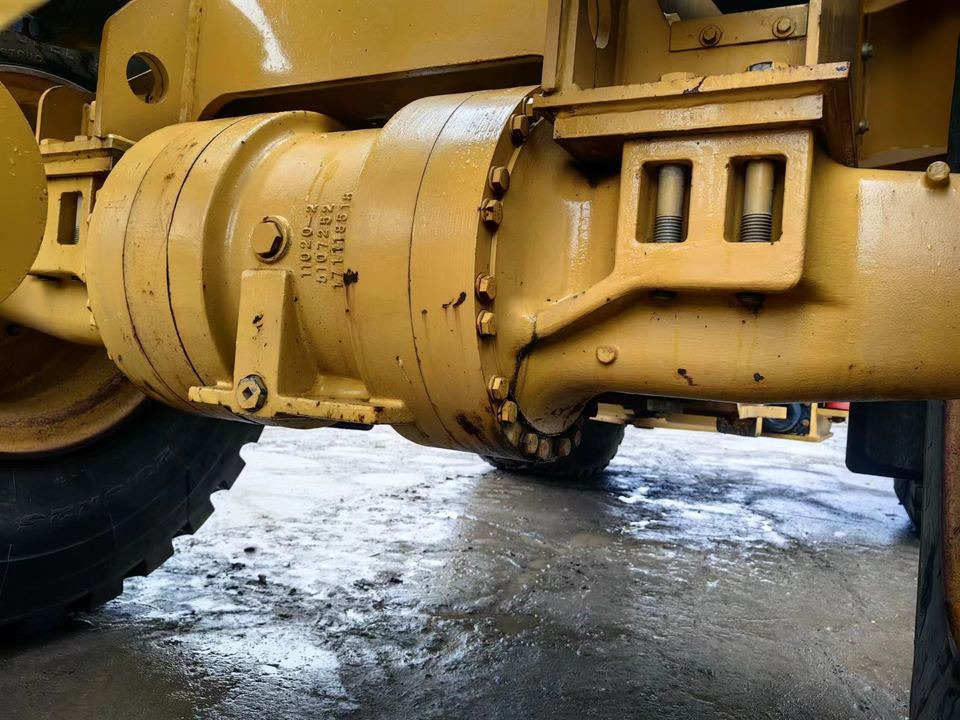 Second Hand Caterpillar CAT 950GC 5 Ton Wheel Loader USED CAT 950 Wheel Loaders in Low Price for Hot Sale - Carregadeira de rodas: foto 4 Second Hand Caterpillar CAT 950GC 5 Ton Wheel Loader USED CAT 950 Wheel Loaders in Low Price for Hot Sale - Carregadeira de rodas: foto 4