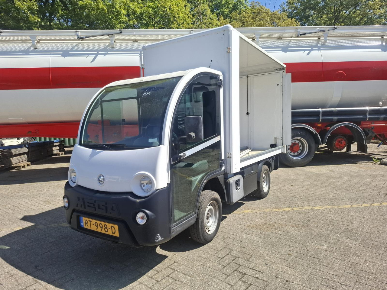 Aixam Mega E-Worker Elektrische Bakwagen RT-998-D - Carrinho de golfe: foto 1 Aixam Mega E-Worker Elektrische Bakwagen RT-998-D - Carrinho de golfe: foto 1