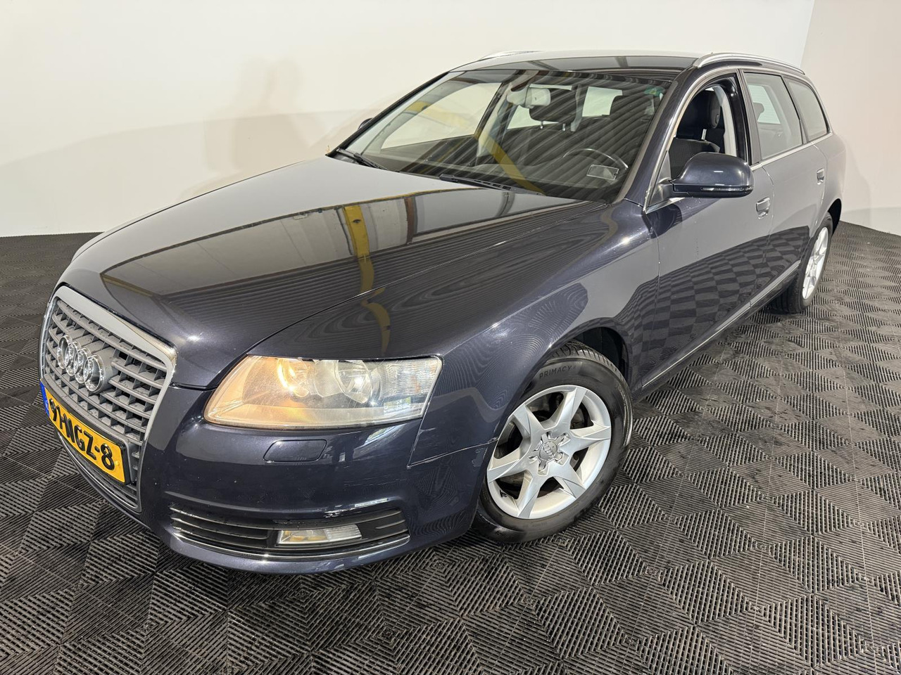 Audi | A6 Avant | 2.0 TFSI Business Edition | 2010 | 250.455 km | 91NGZ8 | Logisch - Automóvel: foto 1 Audi | A6 Avant | 2.0 TFSI Business Edition | 2010 | 250.455 km | 91NGZ8 | Logisch - Automóvel: foto 1