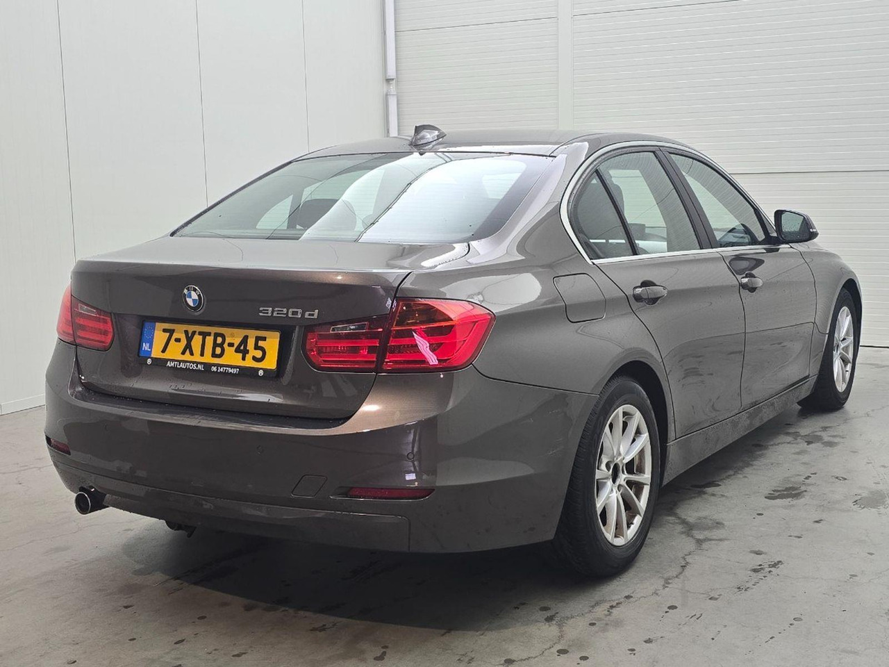BMW 3-serie 320d EfficientDynamics Edition High Executive | 2014 | 300.611 km | Automaat | 7XTB45 | NAP: Logisch - Sedã: foto 4 BMW 3-serie 320d EfficientDynamics Edition High Executive | 2014 | 300.611 km | Automaat | 7XTB45 | NAP: Logisch - Sedã: foto 4