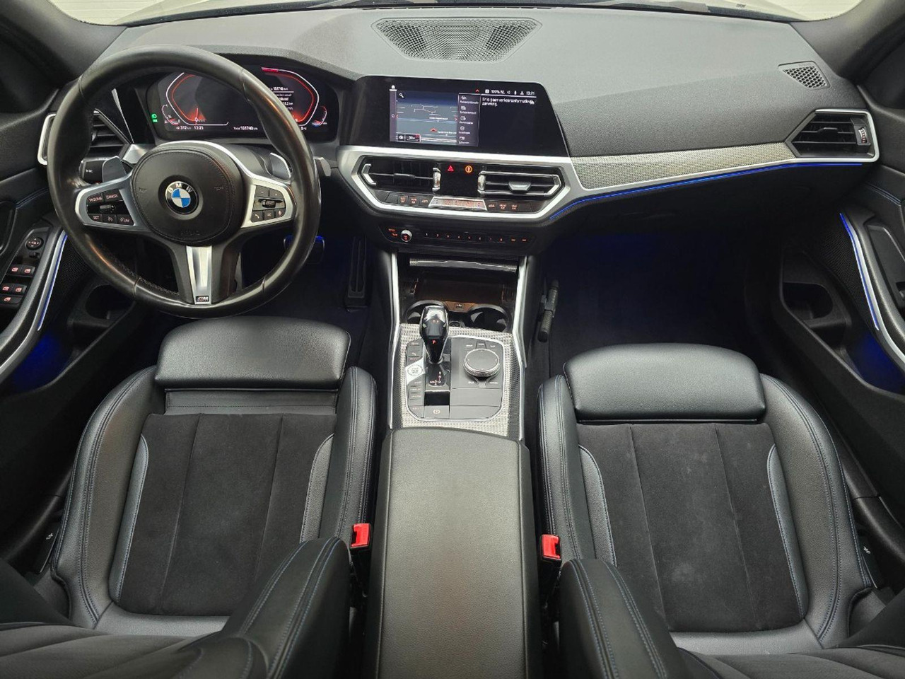 BMW 3-serie 320i Executive Edition | 2019 | 151.740 km | Automaat | ZP591V | NAP: Logisch - Sedã: foto 5 BMW 3-serie 320i Executive Edition | 2019 | 151.740 km | Automaat | ZP591V | NAP: Logisch - Sedã: foto 5