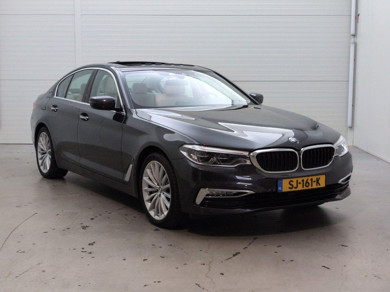 BMW 5-serie 530e iPerformance High Executive | 2018 | 183.874 km | Automaat | SJ161K | NAP: Logisch - Sedã: foto 2 BMW 5-serie 530e iPerformance High Executive | 2018 | 183.874 km | Automaat | SJ161K | NAP: Logisch - Sedã: foto 2
