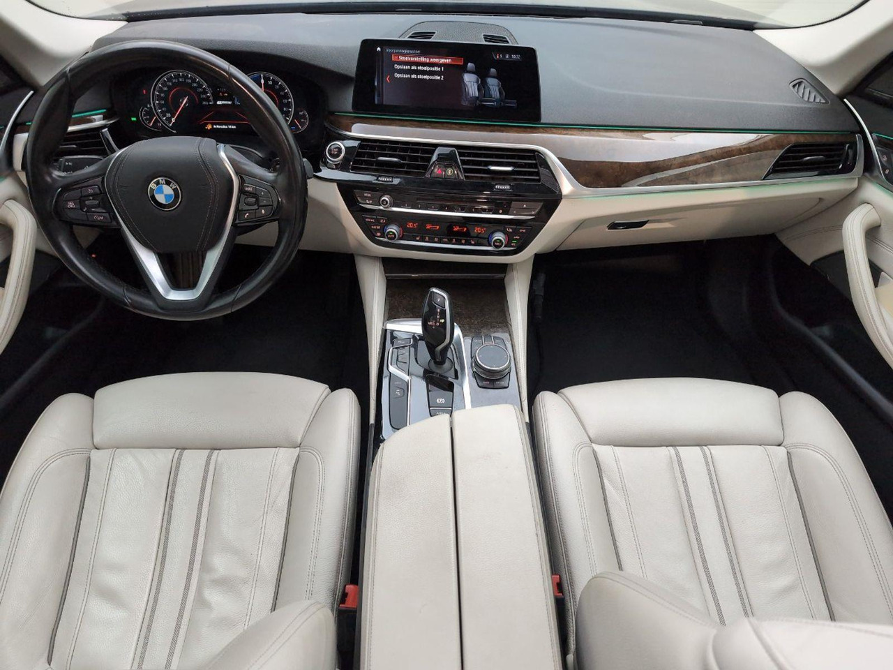 BMW 5-serie 530e iPerformance High Executive | 2018 | 183.874 km | Automaat | SJ161K | NAP: Logisch - Sedã: foto 5 BMW 5-serie 530e iPerformance High Executive | 2018 | 183.874 km | Automaat | SJ161K | NAP: Logisch - Sedã: foto 5