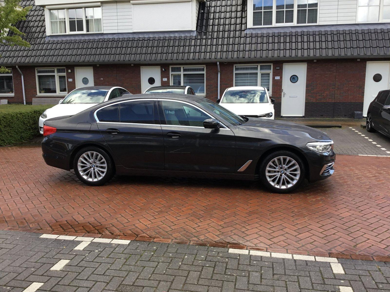 BMW | 5-serie | 530e iPerformance eDrive Edition | 2019 | 94.911 km | G536NX | Automaat | Logisch - Sedã: foto 2 BMW | 5-serie | 530e iPerformance eDrive Edition | 2019 | 94.911 km | G536NX | Automaat | Logisch - Sedã: foto 2