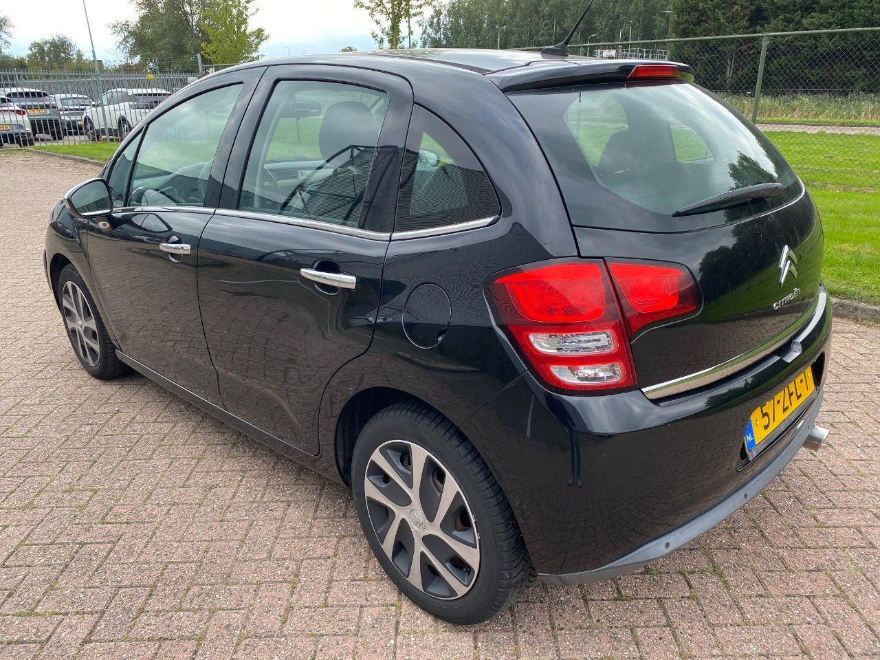 Citroen C3 1.2 VTi Collection | 2012 | 66.290 km | 57ZFL1 | NAP: Logisch - Hatchback: foto 3 Citroen C3 1.2 VTi Collection | 2012 | 66.290 km | 57ZFL1 | NAP: Logisch - Hatchback: foto 3