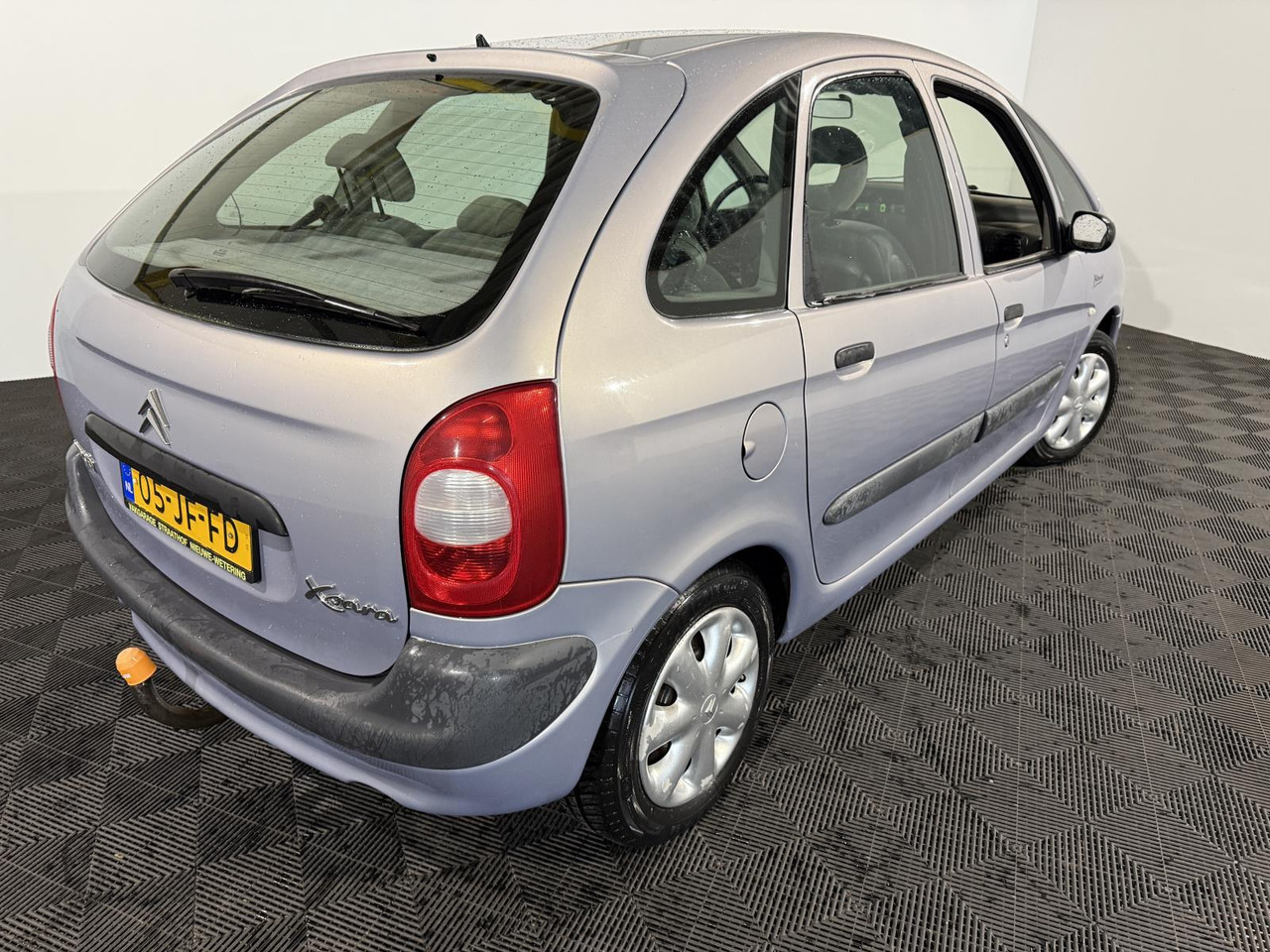 Citroen | Xsara Picasso | 1.8i-16V Plaisir | 2002 | 229.613 km | 05JFFD | Logisch - Automóvel: foto 4 Citroen | Xsara Picasso | 1.8i-16V Plaisir | 2002 | 229.613 km | 05JFFD | Logisch - Automóvel: foto 4