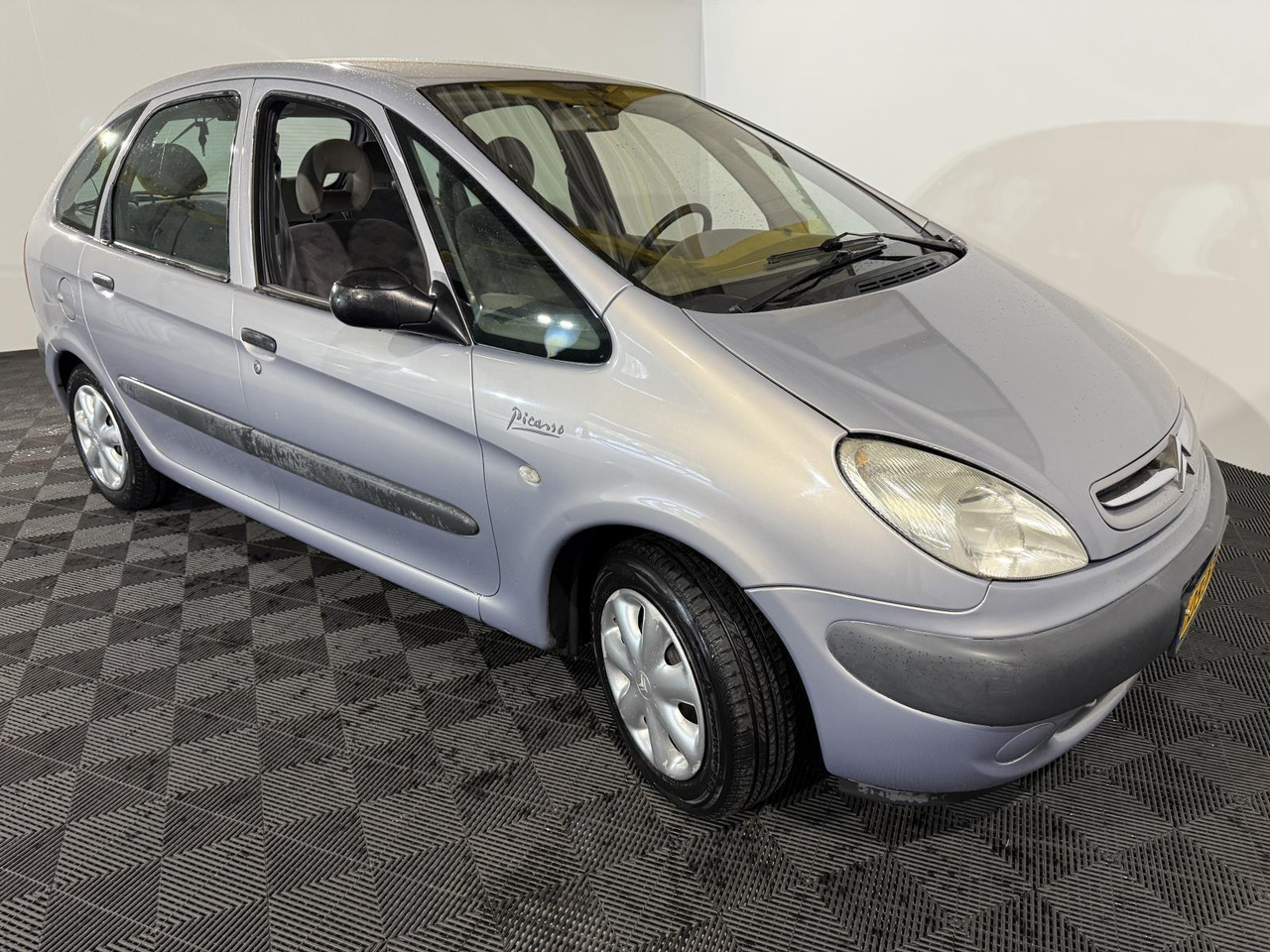 Citroen | Xsara Picasso | 1.8i-16V Plaisir | 2002 | 229.613 km | 05JFFD | Logisch - Automóvel: foto 5 Citroen | Xsara Picasso | 1.8i-16V Plaisir | 2002 | 229.613 km | 05JFFD | Logisch - Automóvel: foto 5