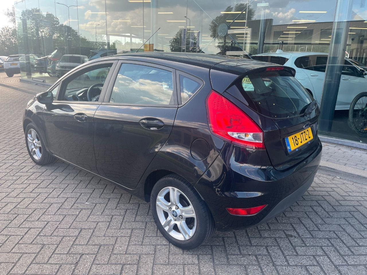 Ford Fiesta 1.25 Limited | 2009 | 39.897 km | 18JTZ2 | NAP: Logisch - Hatchback: foto 3 Ford Fiesta 1.25 Limited | 2009 | 39.897 km | 18JTZ2 | NAP: Logisch - Hatchback: foto 3