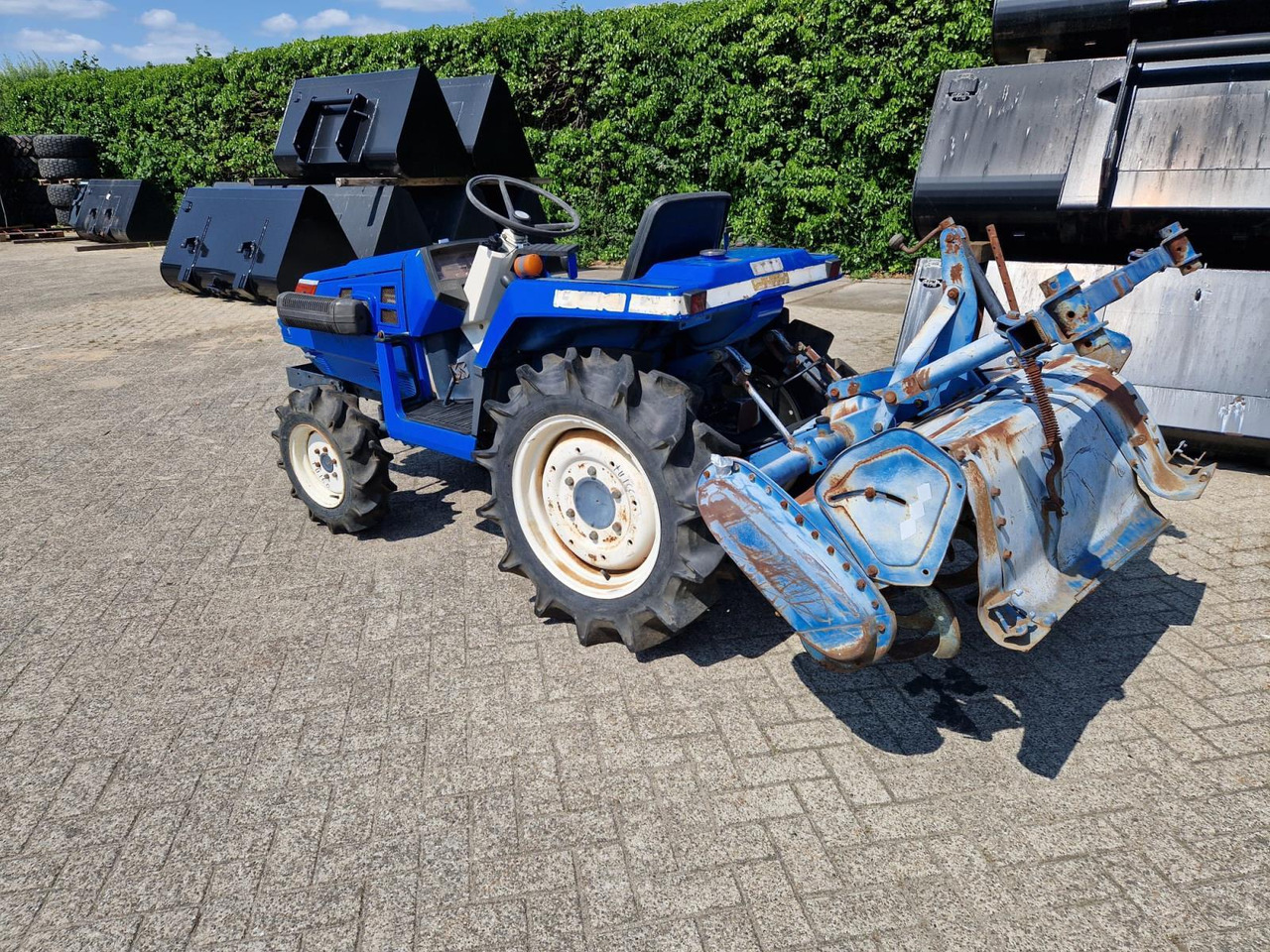 Iseki Landhope 160 Minitractor met Grondfrees - Trator: foto 5 Iseki Landhope 160 Minitractor met Grondfrees - Trator: foto 5