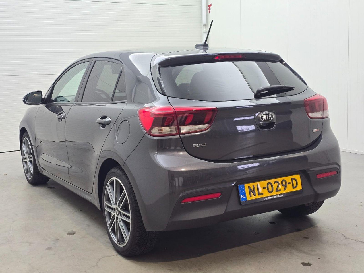 Kia Rio 1.0 TGDI First Edition | 2017 | 164.595 km | NL029D | NAP: Logisch - Hatchback: foto 3 Kia Rio 1.0 TGDI First Edition | 2017 | 164.595 km | NL029D | NAP: Logisch - Hatchback: foto 3