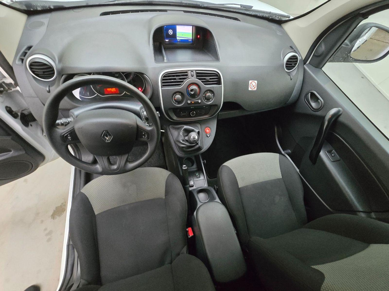 Renault Kangoo 1.5 Blue dCi 80 Comfort | 2020 | 118.122 km | VTL58N | NAP: Geen oordeel - Máquina de outro: foto 5 Renault Kangoo 1.5 Blue dCi 80 Comfort | 2020 | 118.122 km | VTL58N | NAP: Geen oordeel - Máquina de outro: foto 5