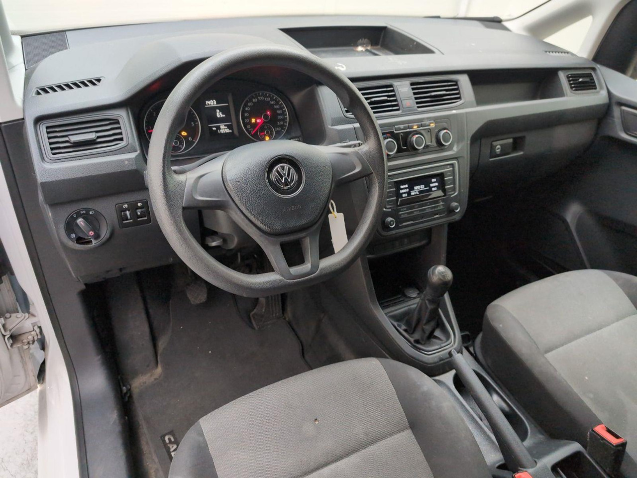 Volkswagen Caddy 2.0 TDI L1H1 BMT Trendline | 2020 | 119.590 km | VFK81P | NAP: Logisch - Máquina de outro: foto 5 Volkswagen Caddy 2.0 TDI L1H1 BMT Trendline | 2020 | 119.590 km | VFK81P | NAP: Logisch - Máquina de outro: foto 5