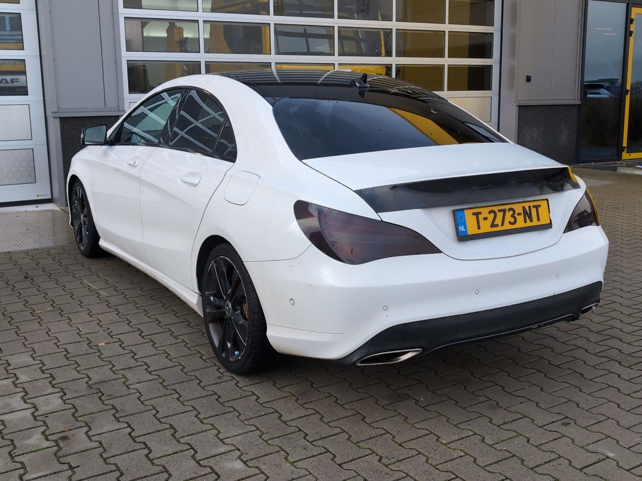 Mercedes-Benz CLA-klasse 180 Prestige | 2018 | 143.327 km | Automaat | T273NT | NAP: Geen oordeel - Sedã: foto 3 Mercedes-Benz CLA-klasse 180 Prestige | 2018 | 143.327 km | Automaat | T273NT | NAP: Geen oordeel - Sedã: foto 3