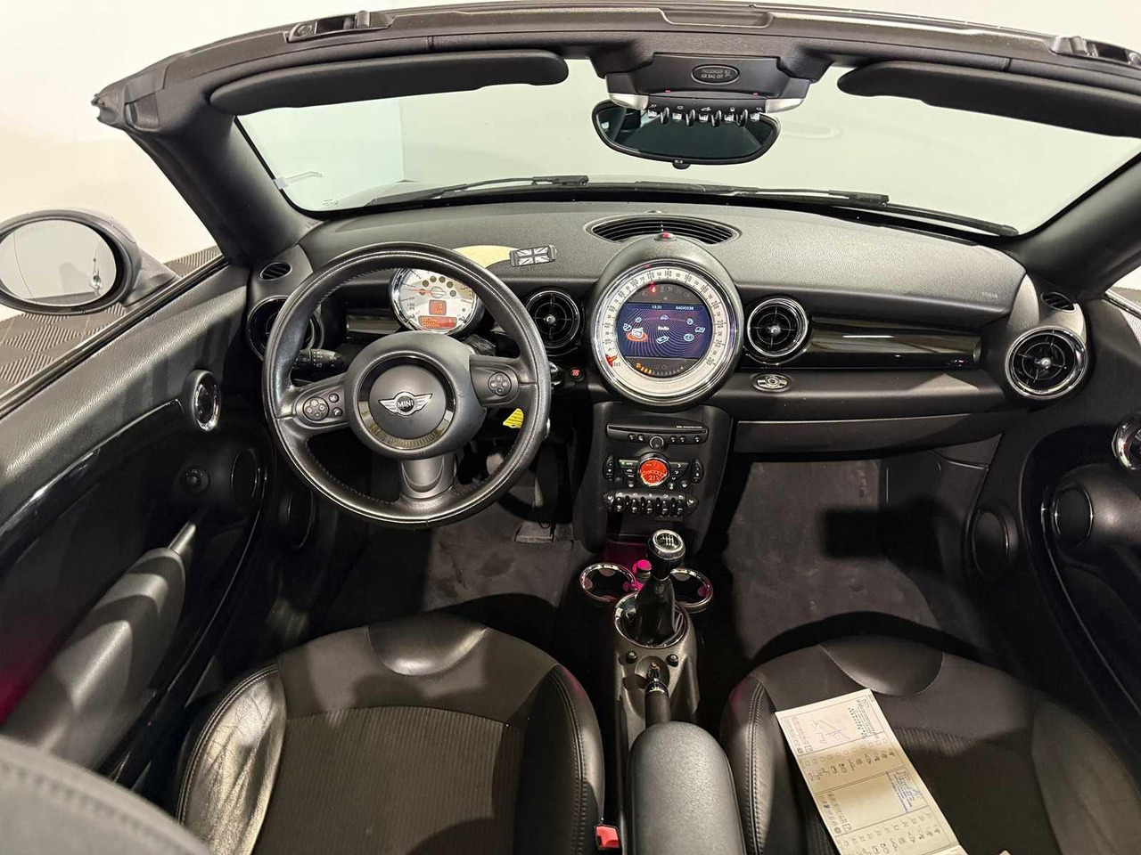 Mini Mini Roadster 1.6 Cooper | 2012 | 123.482 km | X-461-PR - Automóvel: foto 5 Mini Mini Roadster 1.6 Cooper | 2012 | 123.482 km | X-461-PR - Automóvel: foto 5