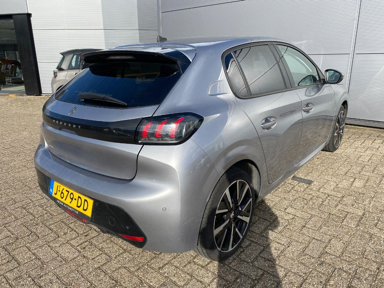 Peugeot 208 1.2 PureTech Allure | 2020 | 95.990 km | J679DD | NAP: Logisch - Hatchback: foto 4 Peugeot 208 1.2 PureTech Allure | 2020 | 95.990 km | J679DD | NAP: Logisch - Hatchback: foto 4