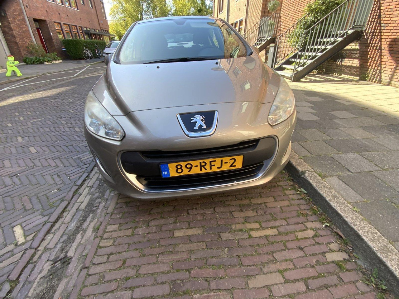 Peugeot | 308 | 1.6 VTi Access | 2011 | 142.830 km | 89RFJ2 | Logisch - Hatchback: foto 4 Peugeot | 308 | 1.6 VTi Access | 2011 | 142.830 km | 89RFJ2 | Logisch - Hatchback: foto 4