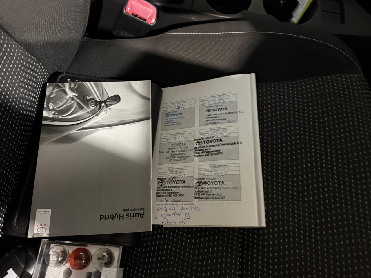 Toyota Auris 1.8 Hybrid Dynamic | 2013 | 191.085 km | 5-KBL-67 - Hatchback: foto 5 Toyota Auris 1.8 Hybrid Dynamic | 2013 | 191.085 km | 5-KBL-67 - Hatchback: foto 5