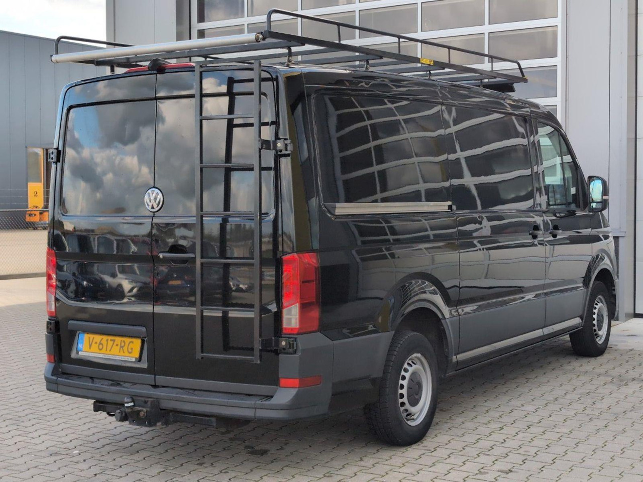 Volkswagen Crafter 30 2.0 TDI L3H2 Trendline | 2018 | 101.985 km | V617RG | NAP: Logisch - Furgão: foto 4 Volkswagen Crafter 30 2.0 TDI L3H2 Trendline | 2018 | 101.985 km | V617RG | NAP: Logisch - Furgão: foto 4