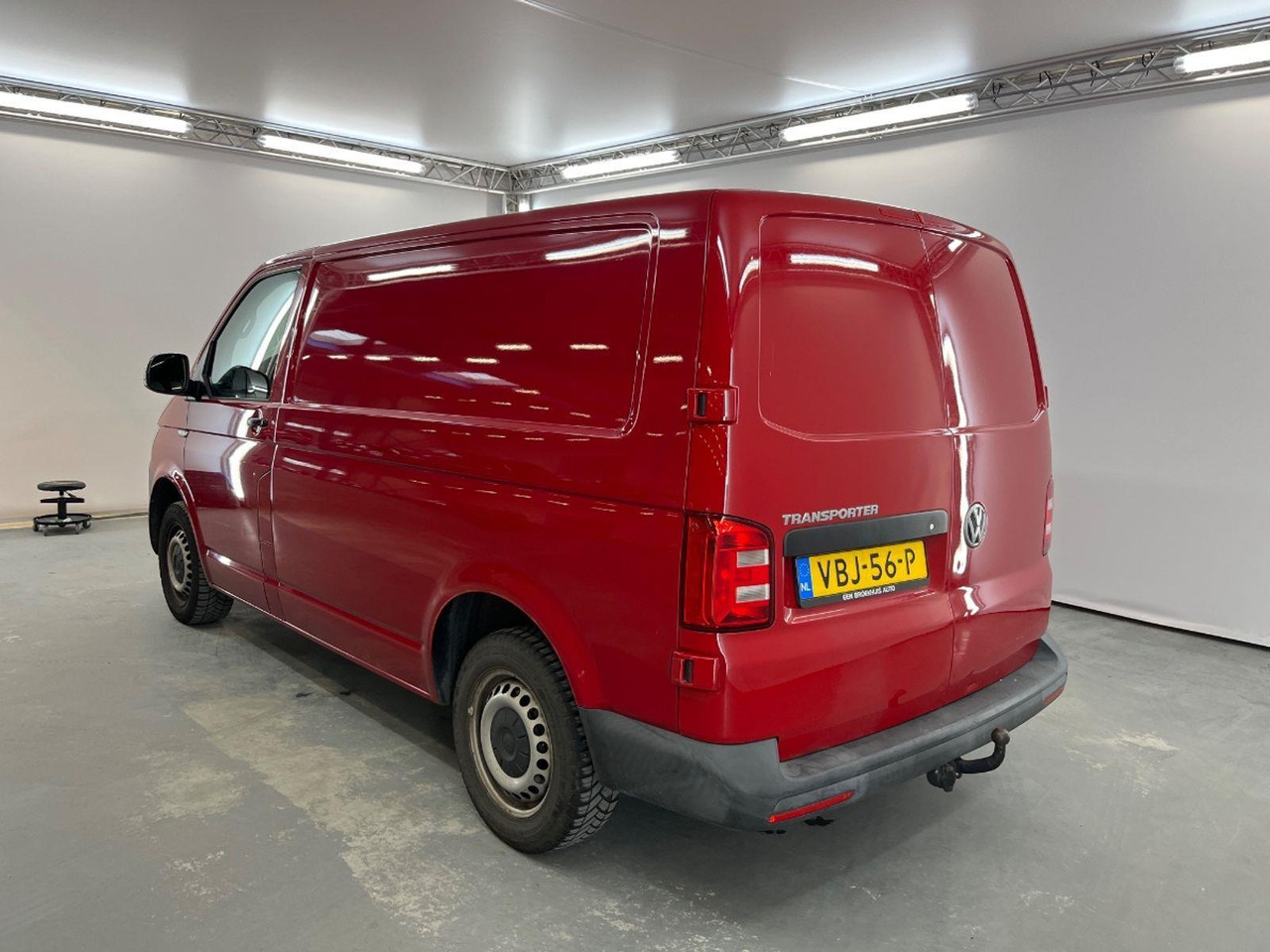 Volkswagen Transporter 2.0 TDI L1H1 Highline | 2019 | 151.061 km | VBJ56P | NAP: Logisch - Furgão: foto 3 Volkswagen Transporter 2.0 TDI L1H1 Highline | 2019 | 151.061 km | VBJ56P | NAP: Logisch - Furgão: foto 3