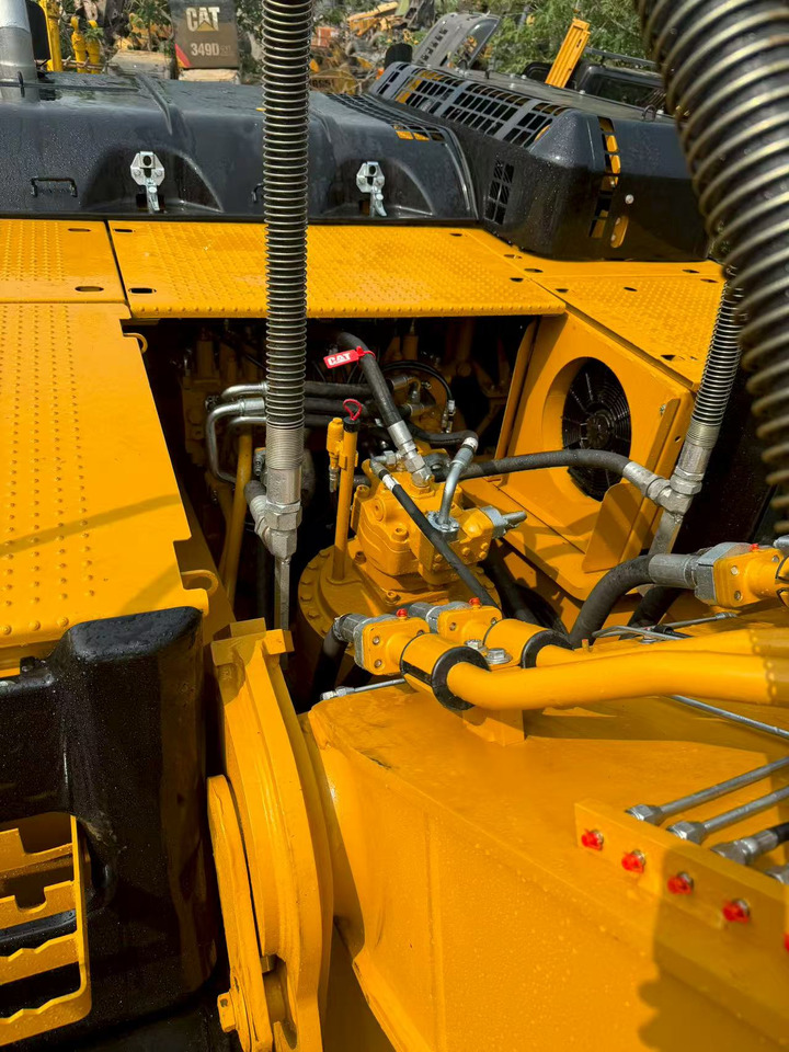 CATPILLAR 336D2L - Escavadora de rastos: foto 4 CATPILLAR 336D2L - Escavadora de rastos: foto 4