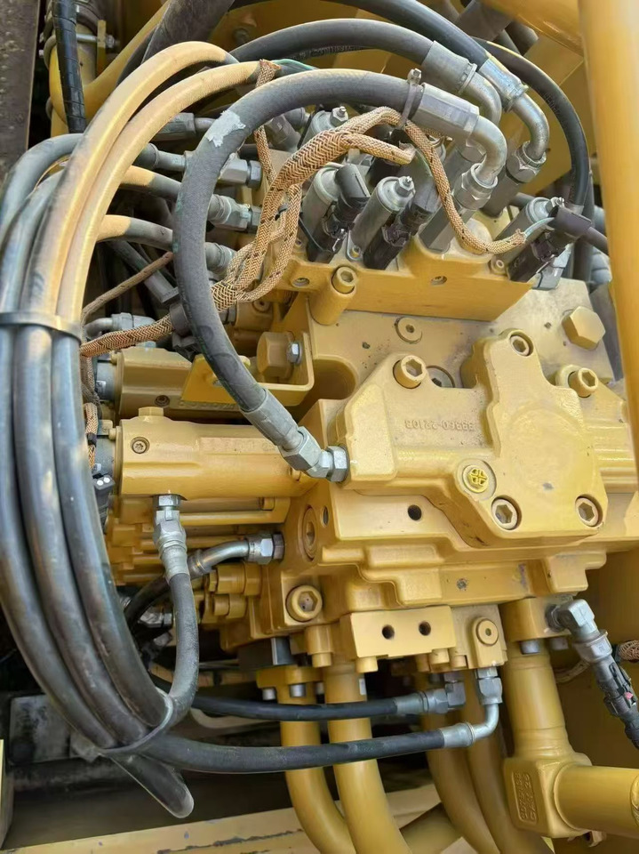 CATPILLAR 395 - Escavadora de rastos: foto 2 CATPILLAR 395 - Escavadora de rastos: foto 2