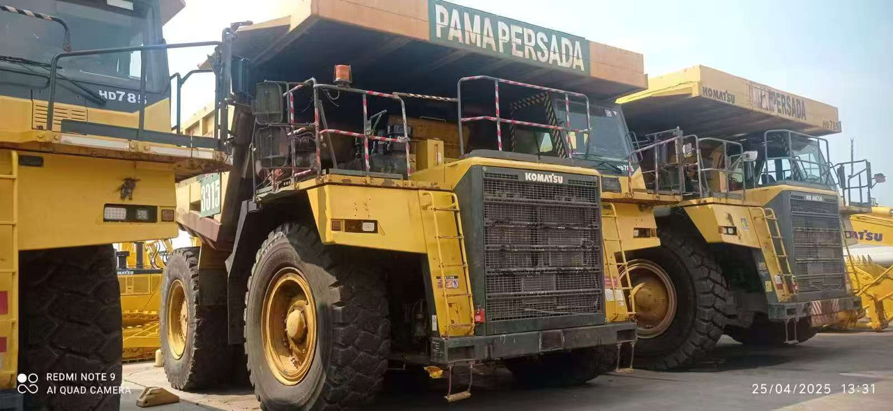 Komatsu HD785-7 - Caminhão furgão: foto 1 Komatsu HD785-7 - Caminhão furgão: foto 1