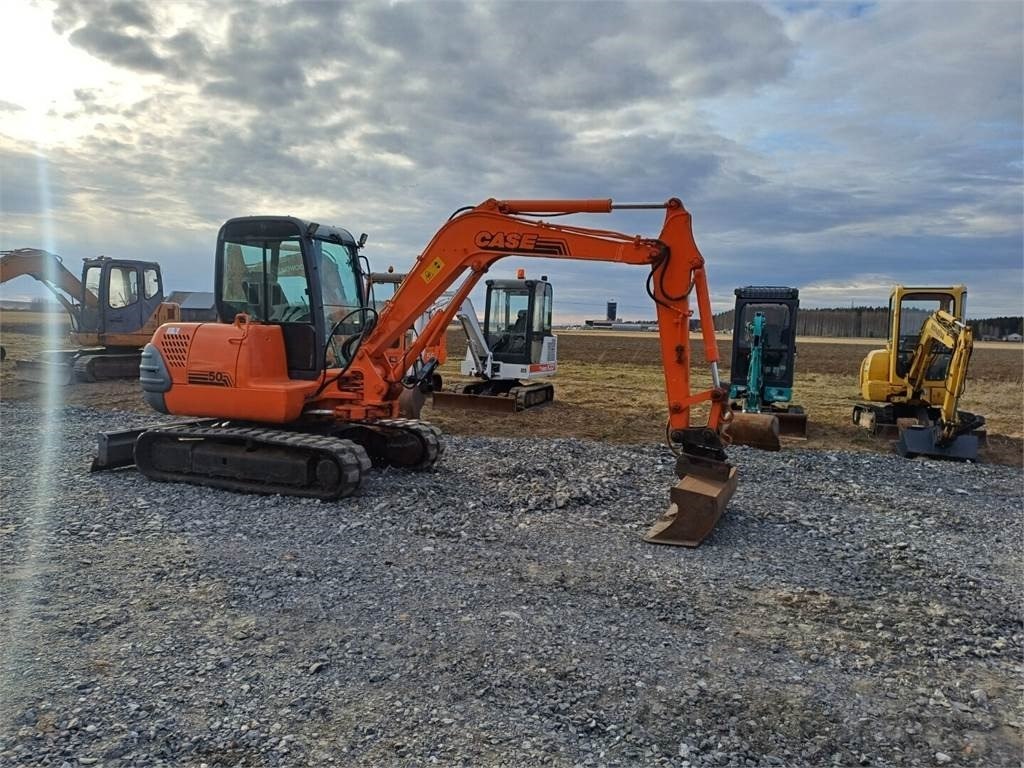 Case CX50 kallistajalla - Mini escavadeira: foto 4 Case CX50 kallistajalla - Mini escavadeira: foto 4