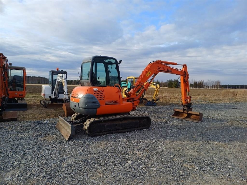 Locação de Case CX50 kallistajalla  Case CX50 kallistajalla: foto 6