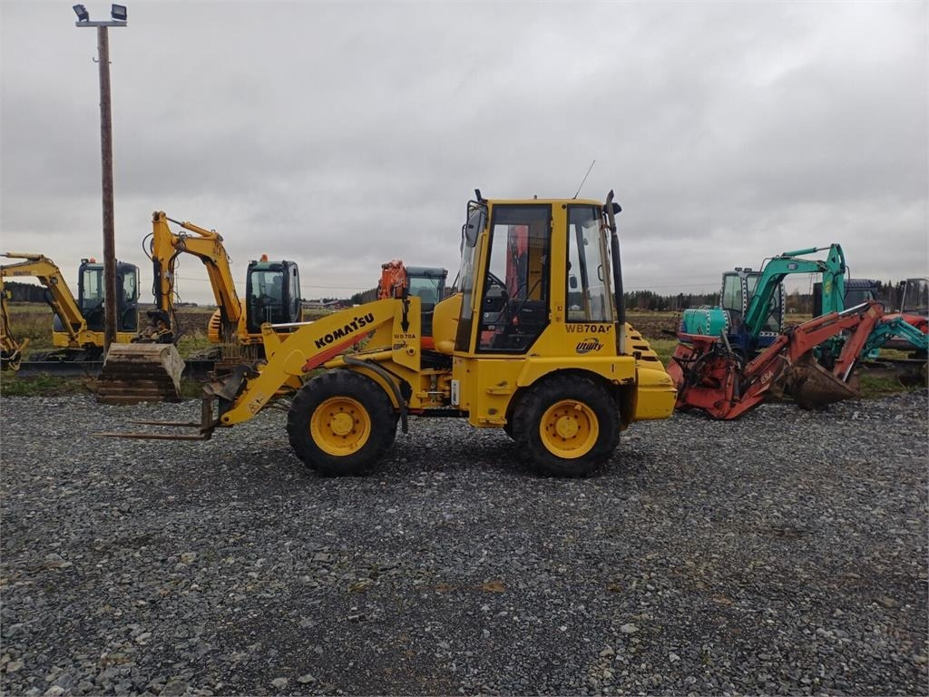 Komatsu WB70A Pyöräkuormaaja - Carregadeira de rodas: foto 2 Komatsu WB70A Pyöräkuormaaja - Carregadeira de rodas: foto 2