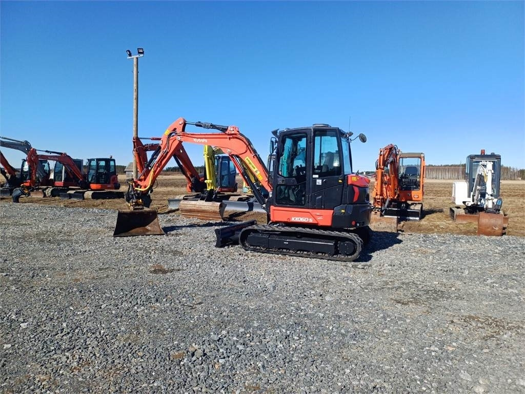 Kubota KX060-5 Engcon pyörittäjällä - Mini escavadeira: foto 3 Kubota KX060-5 Engcon pyörittäjällä - Mini escavadeira: foto 3