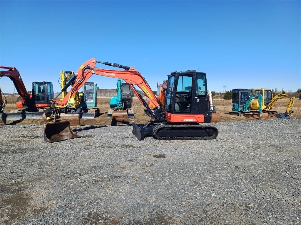 Kubota KX060-5 Engcon pyörittäjällä - Mini escavadeira: foto 2 Kubota KX060-5 Engcon pyörittäjällä - Mini escavadeira: foto 2