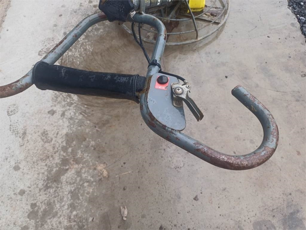 Wacker Neuson Trowel ct36-5a betonihierrin - Alisadora de concreto: foto 3 Wacker Neuson Trowel ct36-5a betonihierrin - Alisadora de concreto: foto 3