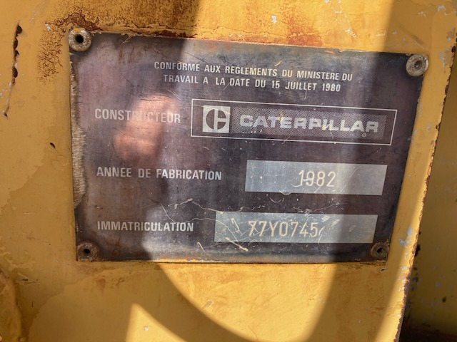 CHARGEUSE SUR CHENILLES CATERPILLAR 953 - Carregadeira de esteiras: foto 4 CHARGEUSE SUR CHENILLES CATERPILLAR 953 - Carregadeira de esteiras: foto 4