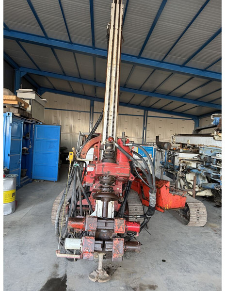 Soilmec SM305 - Máquina de perfuração: foto 1 Soilmec SM305 - Máquina de perfuração: foto 1
