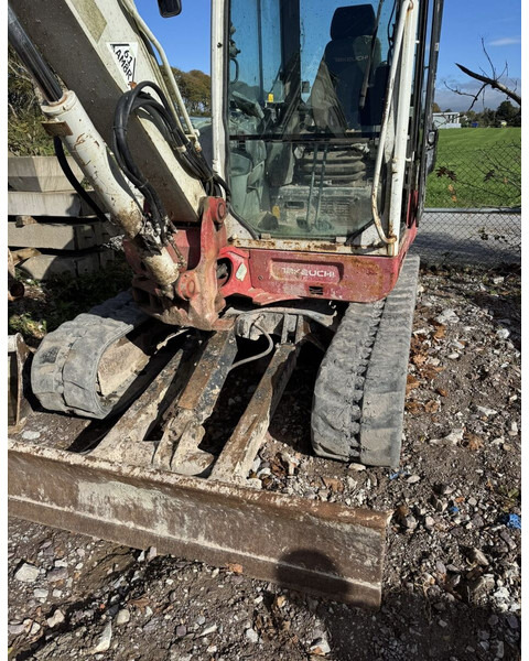 Takeuchi TB260 - Mini escavadeira: foto 5 Takeuchi TB260 - Mini escavadeira: foto 5