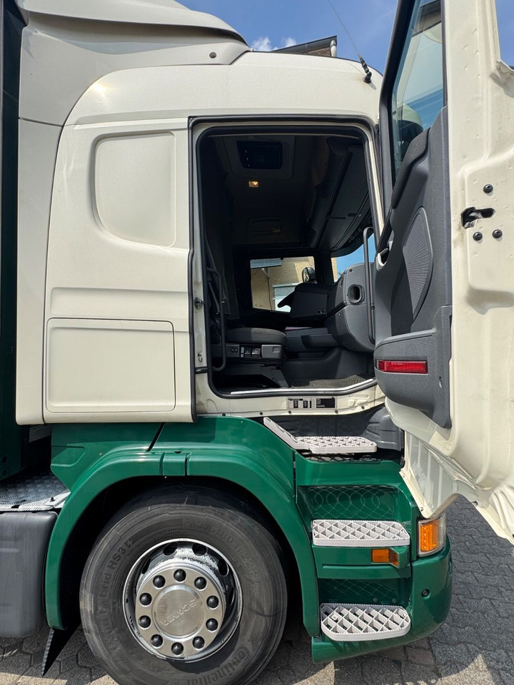 Scania R450/Kupplungspedal/6x2/2xBett/Top-Zustand! - Caminhão com lona: foto 4 Scania R450/Kupplungspedal/6x2/2xBett/Top-Zustand! - Caminhão com lona: foto 4