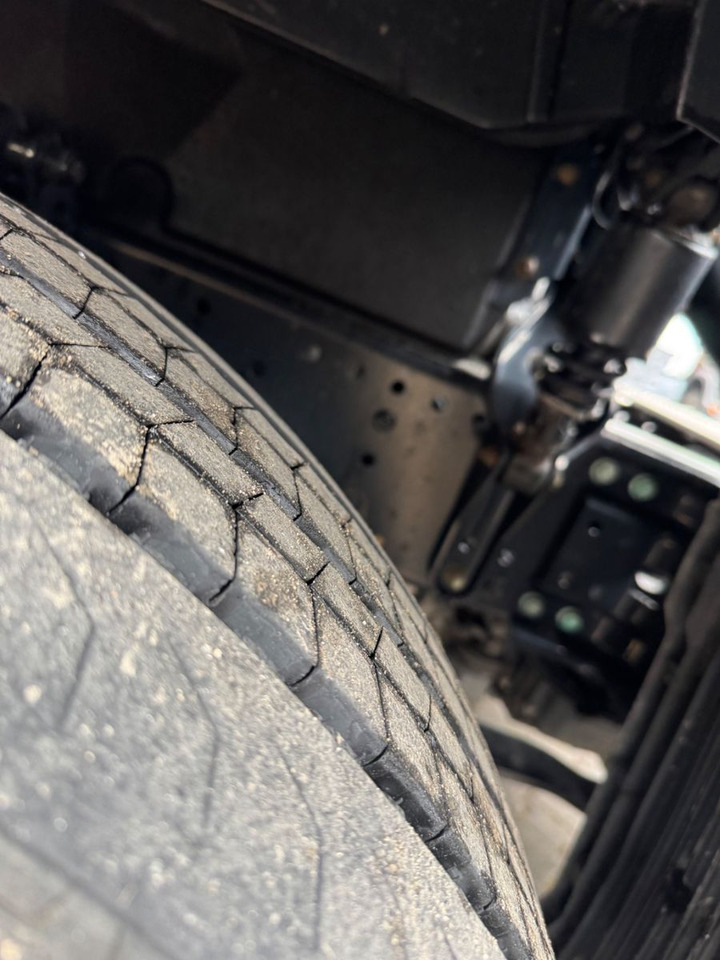 Locação de  MAN TGX 18.460 XL /1xBett/Retarder/Voll-Spoiler MAN TGX 18.460 XL /1xBett/Retarder/Voll-Spoiler: foto 7