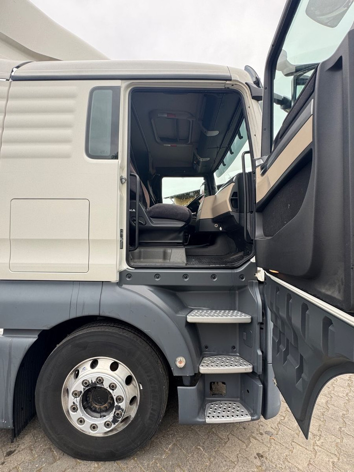 Locação de  MAN TGX 18.460 XL /1xBett/Retarder/Voll-Spoiler MAN TGX 18.460 XL /1xBett/Retarder/Voll-Spoiler: foto 8