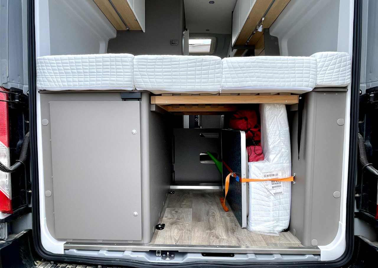 LMC Innovan 590C - Campervan: foto 3 LMC Innovan 590C - Campervan: foto 3