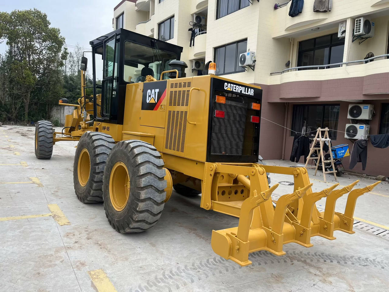 CATERPILLAR 140H - Motoniveladora: foto 3 CATERPILLAR 140H - Motoniveladora: foto 3