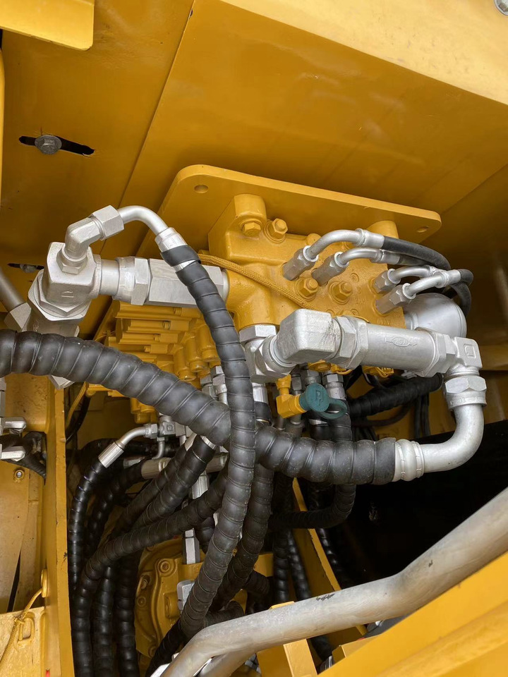 Escavadeira CATERPILLAR 307E2: foto 8