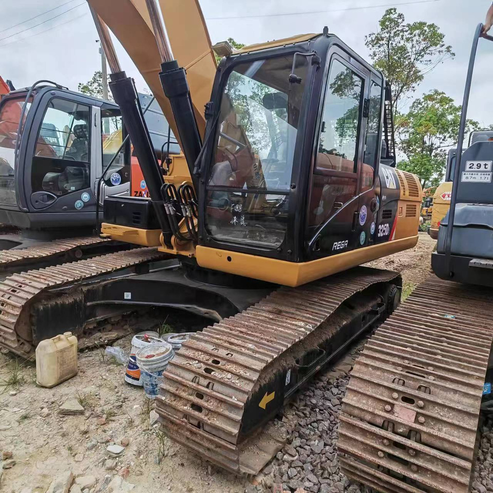CATERPILLAR 325D2 - Escavadora de rastos: foto 5 CATERPILLAR 325D2 - Escavadora de rastos: foto 5