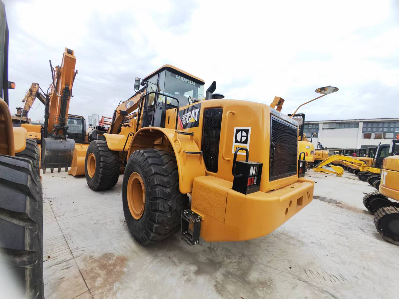 CATERPILLAR 950G - Carregadeira de rodas: foto 4 CATERPILLAR 950G - Carregadeira de rodas: foto 4