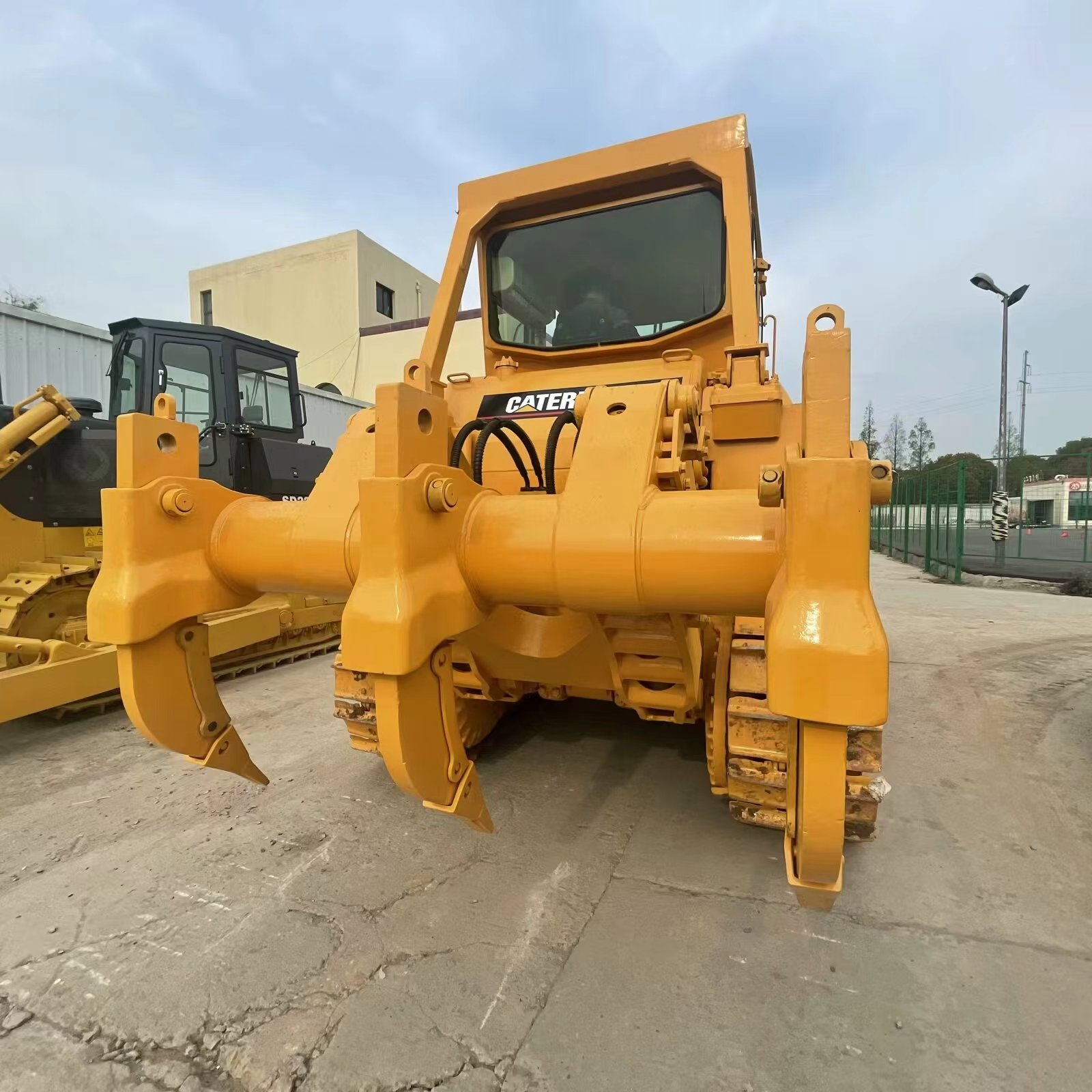 CATERPILLAR D7G - Buldôzer: foto 1 CATERPILLAR D7G - Buldôzer: foto 1
