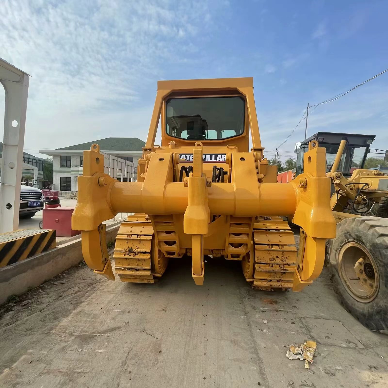 CATERPILLAR D7G - Buldôzer: foto 2 CATERPILLAR D7G - Buldôzer: foto 2