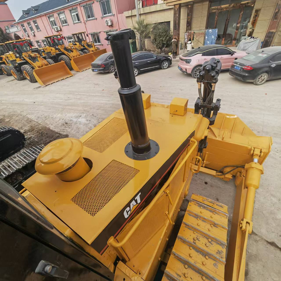 CATERPILLAR D8R - Buldôzer: foto 5 CATERPILLAR D8R - Buldôzer: foto 5