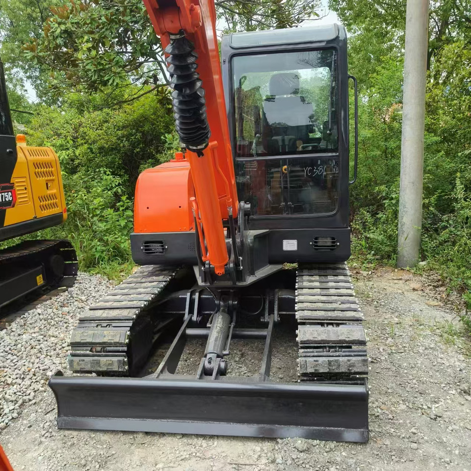 Escavadora de rastos DOOSAN DH60: foto 6 Escavadora de rastos DOOSAN DH60: foto 6