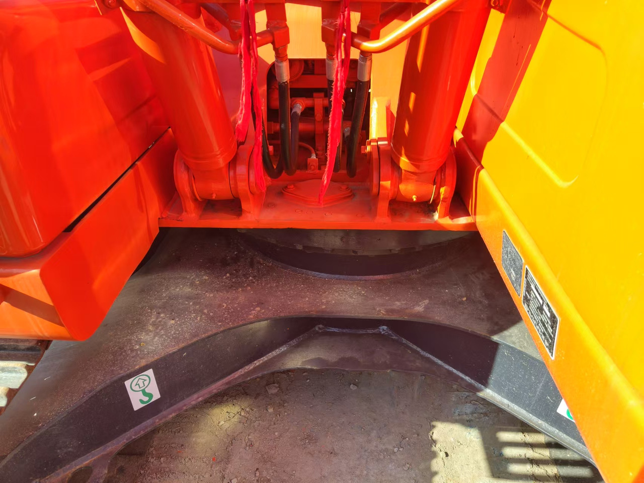 Escavadeira DOOSAN DX150: foto 20