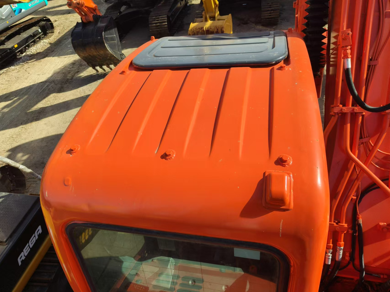 Escavadeira DOOSAN DX150: foto 19
